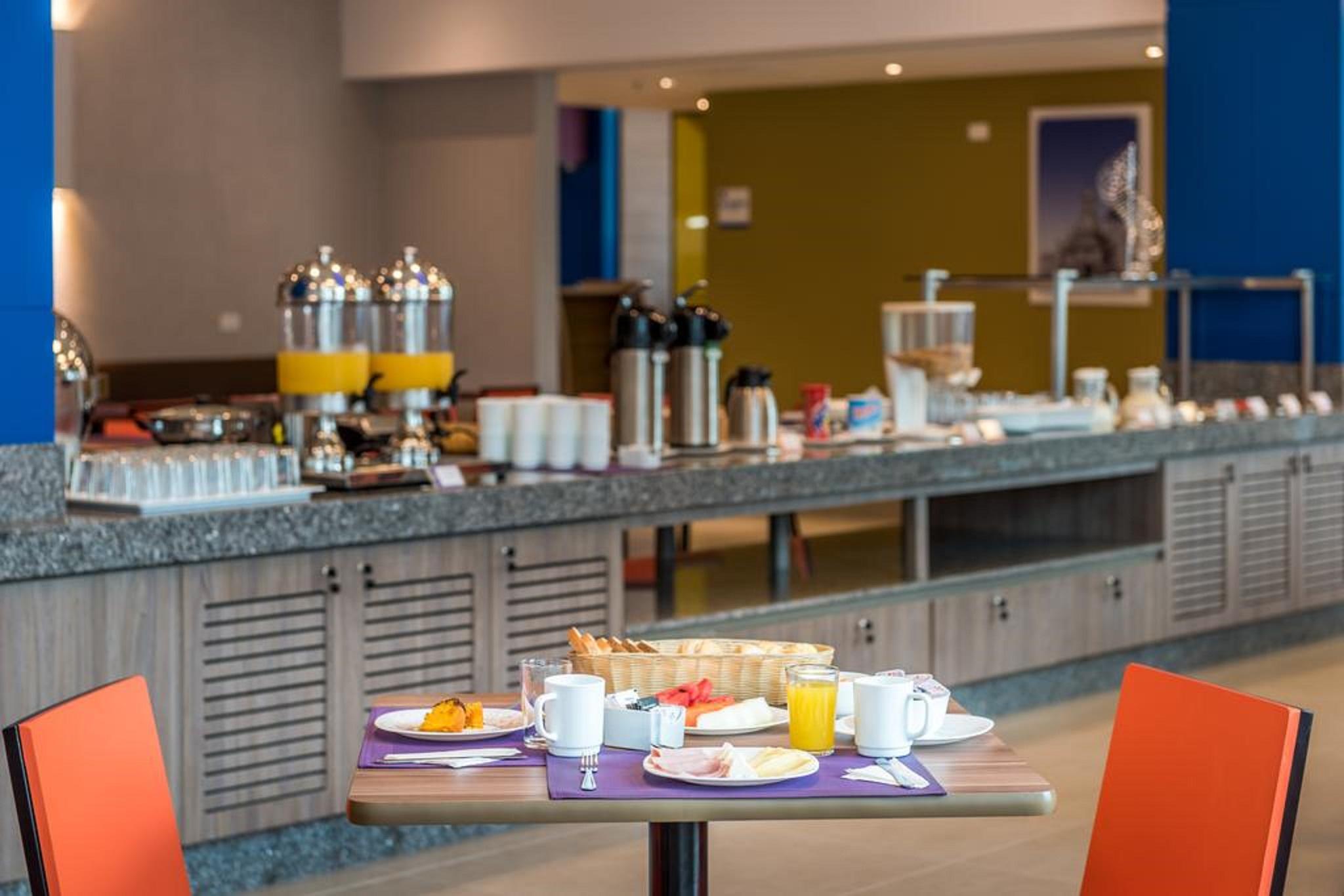 Go Inn Hotel Curitiba Extérieur photo